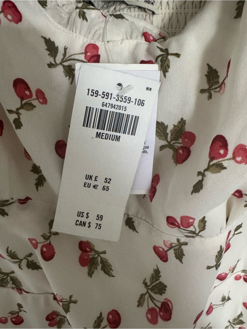 NWT Abercrombie & Fitch Cherry Print Smocked Mini Dress - Medium - Picture 5 of 5
